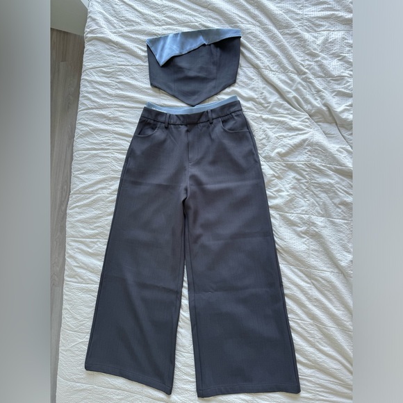 Top & Wide-Leg Pants Set Size-M but ran 1 size smaller and feels like S - Picture 3 of 12